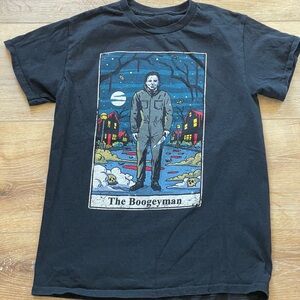 The Boogeyman graphic print tee. Men’s size S black tee with Michael Myers print